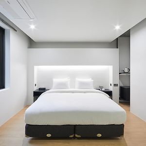 Hotel Intro